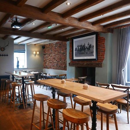 The Boot Inn Burton-upon-Trent Екстериор снимка