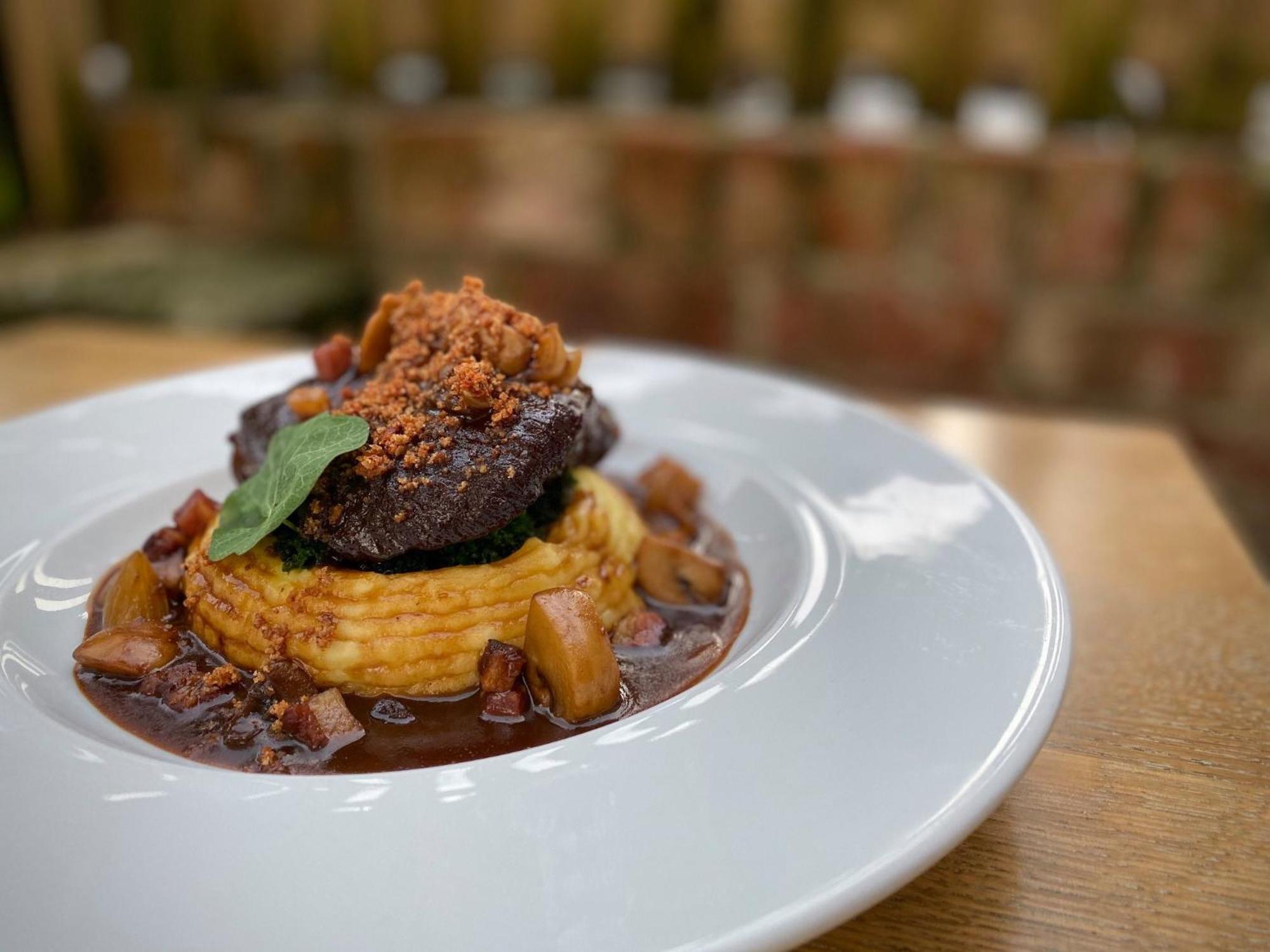 The Boot Inn Burton-upon-Trent Екстериор снимка