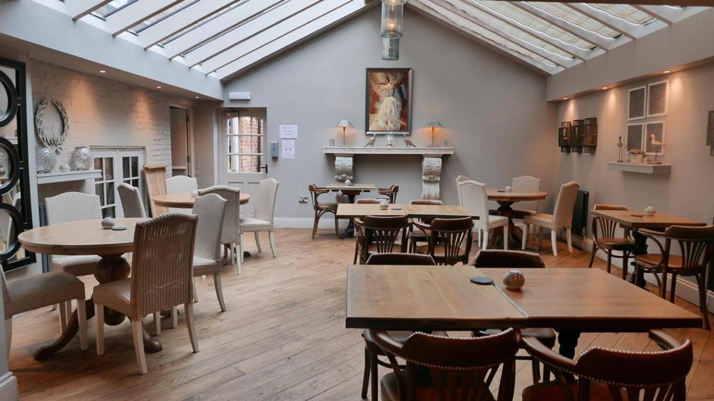 The Boot Inn Burton-upon-Trent Екстериор снимка